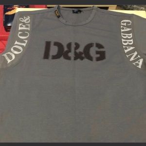 D&G Dolce & Gabbana t-shirt.